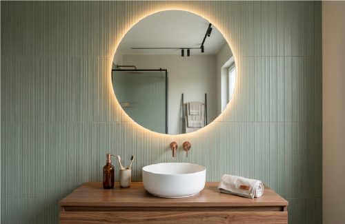 Wandspiegiel warm 70 cm runde mirror lustro ciepła barwa LED IP44 LEDOWE.png